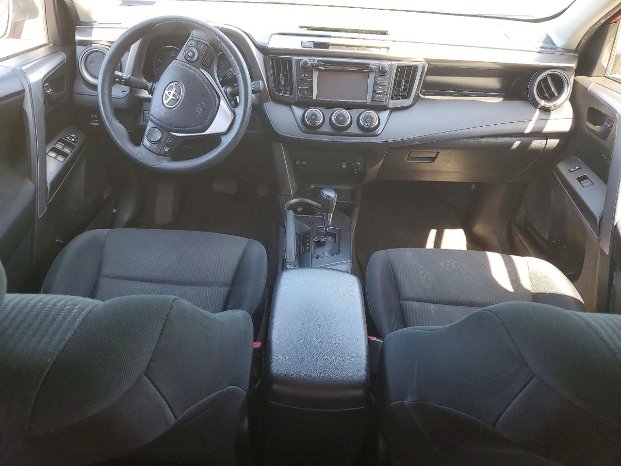2017 TOYOTA RAV4 LE photo 15