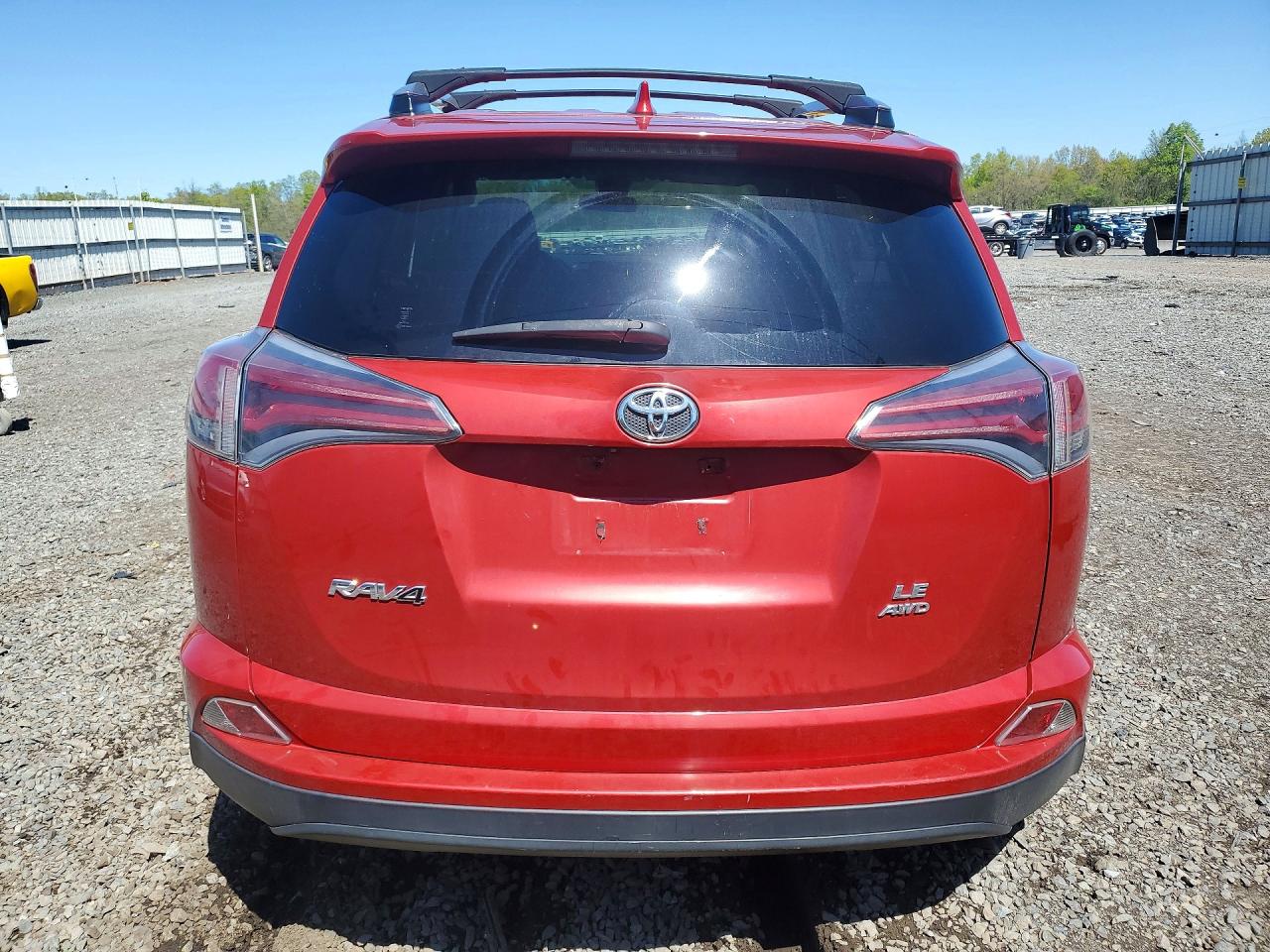 2017 TOYOTA RAV4 LE photo 11