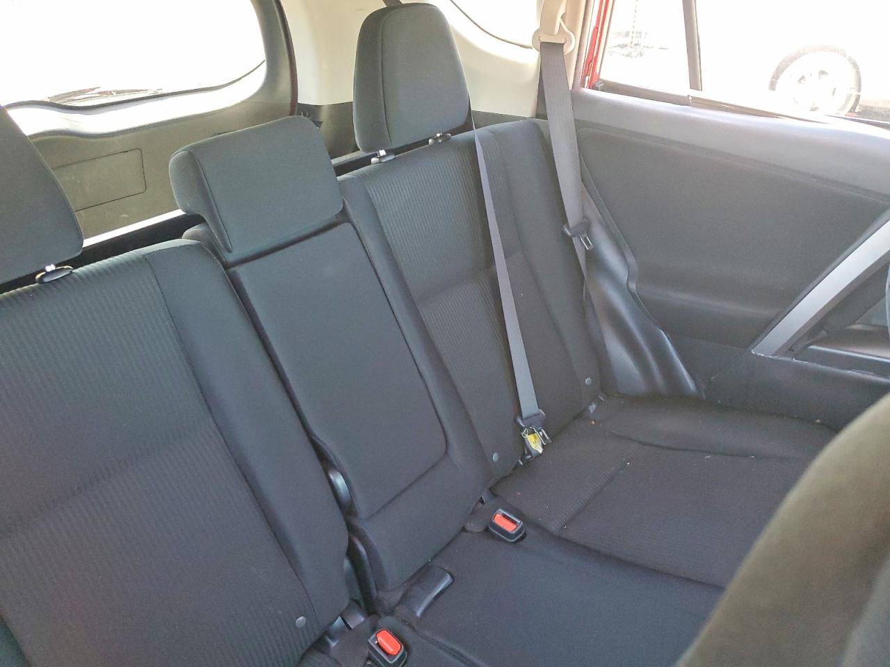2017 TOYOTA RAV4 LE photo 21