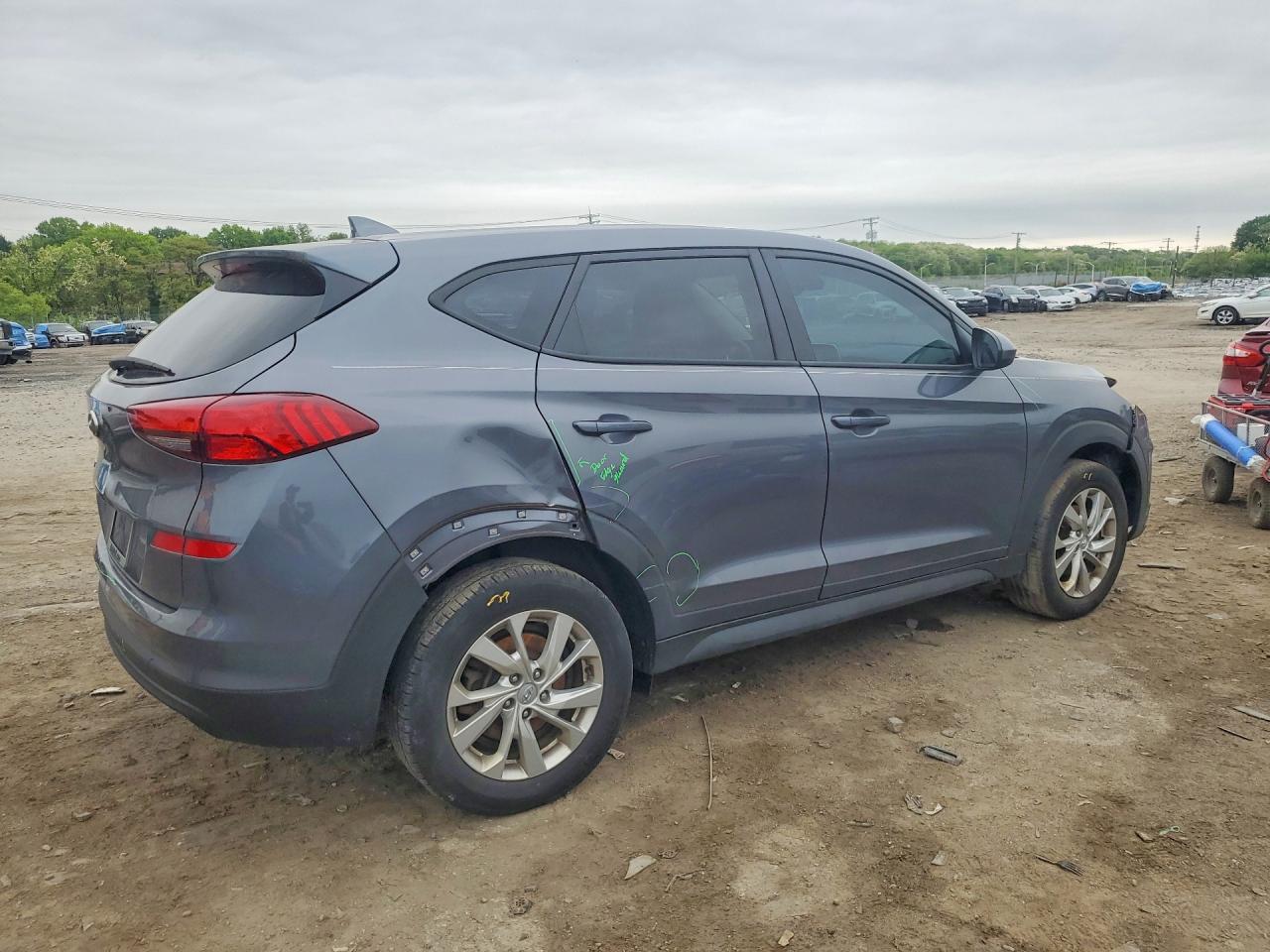 2019 HYUNDAI TUCSON SE photo 5