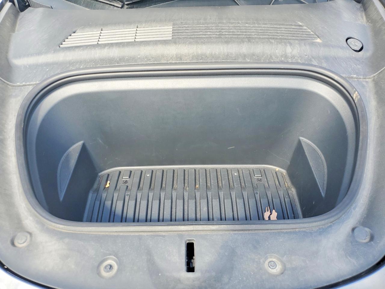 2021 TESLA MODEL Y photo 11
