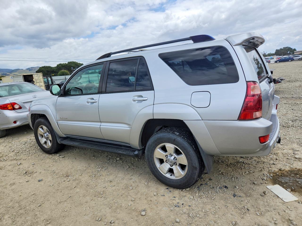 2003 TOYOTA 4RUNNER SR5 photo 3