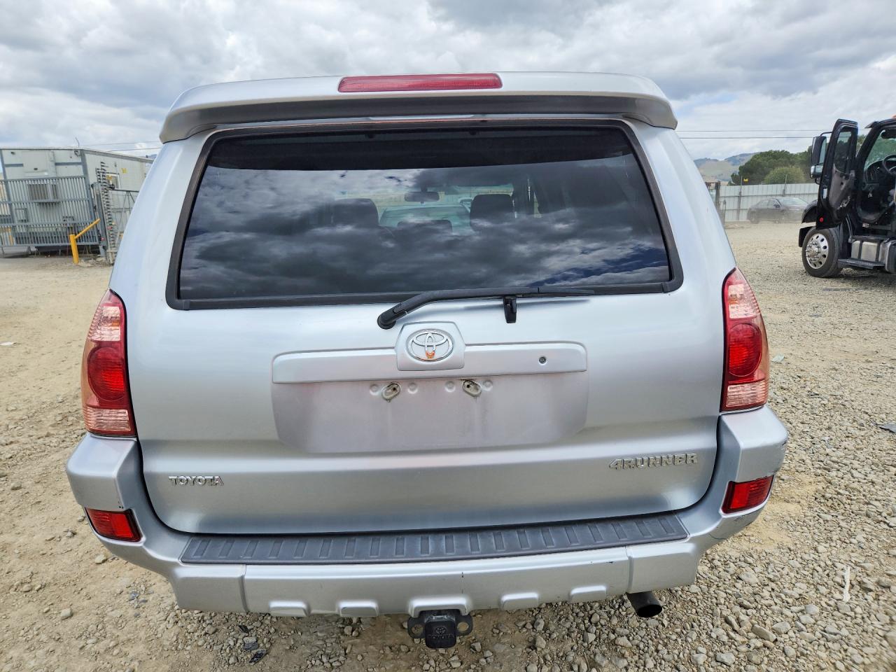 2003 TOYOTA 4RUNNER SR5 photo 11