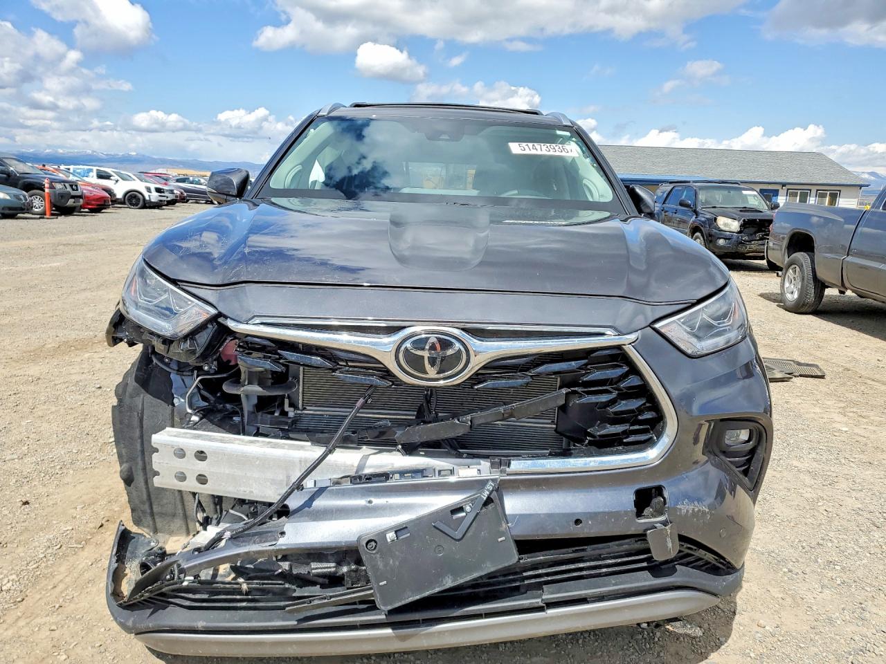 2025 TOYOTA HIGHLANDER HYBRID PLATINUM photo 13