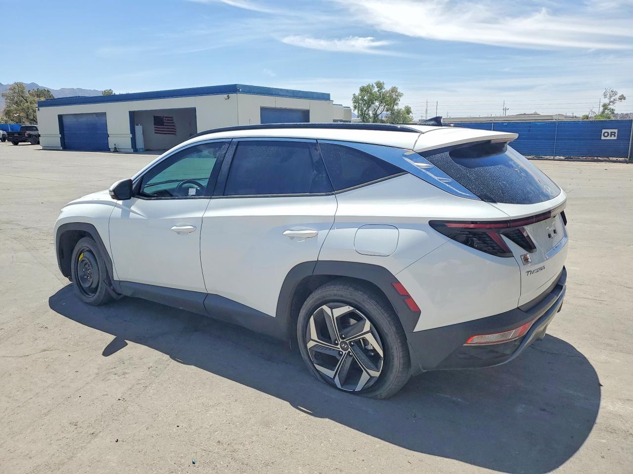 2023 HYUNDAI TUCSON photo 3