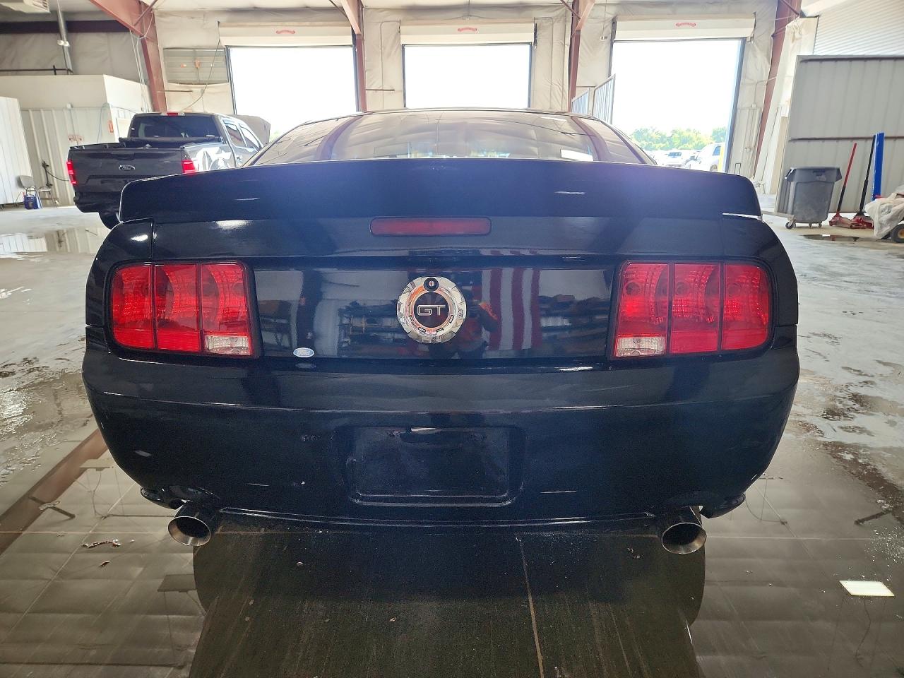 2006 FORD MUSTANG GT photo 11