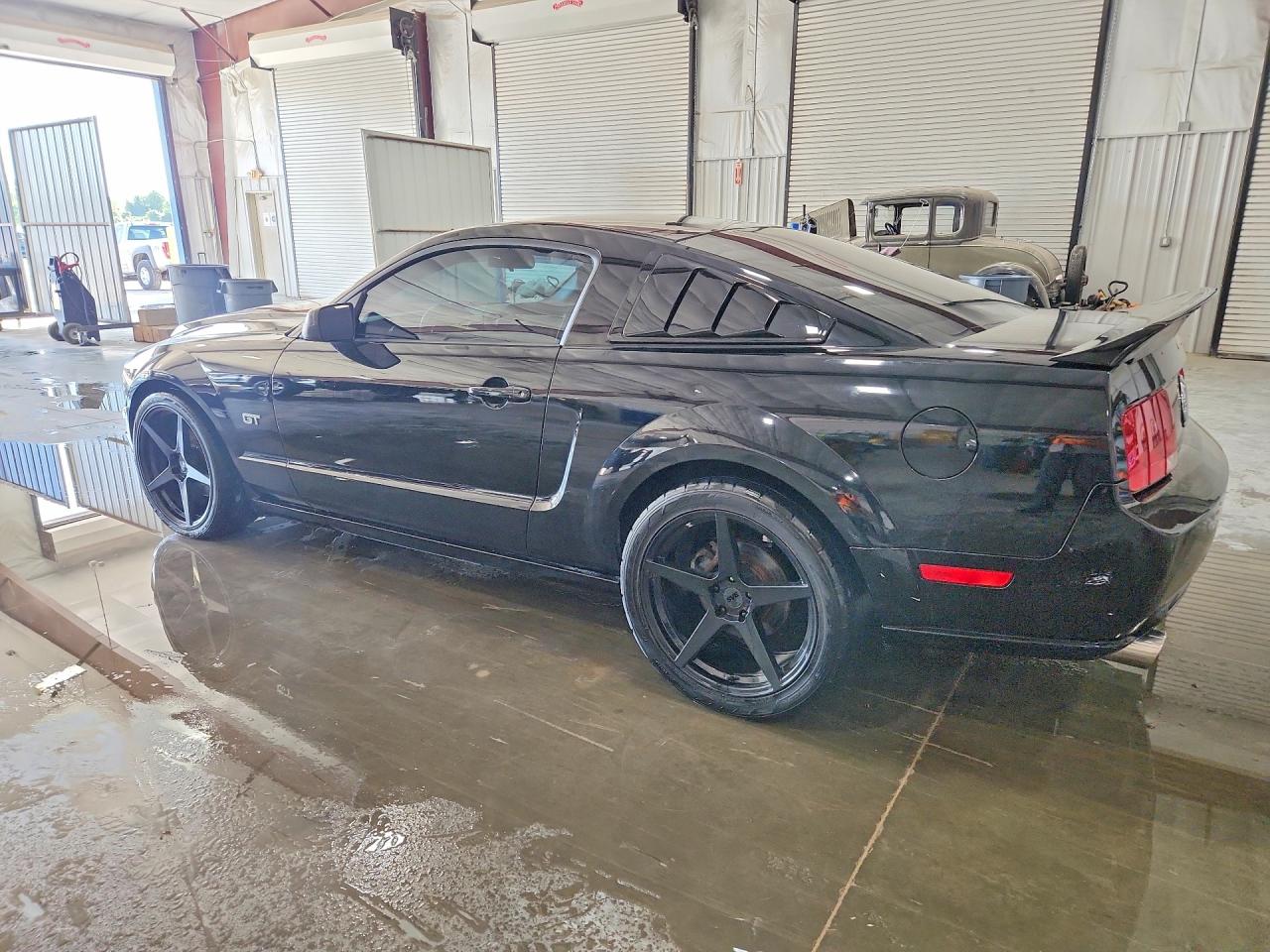 2006 FORD MUSTANG GT photo 3