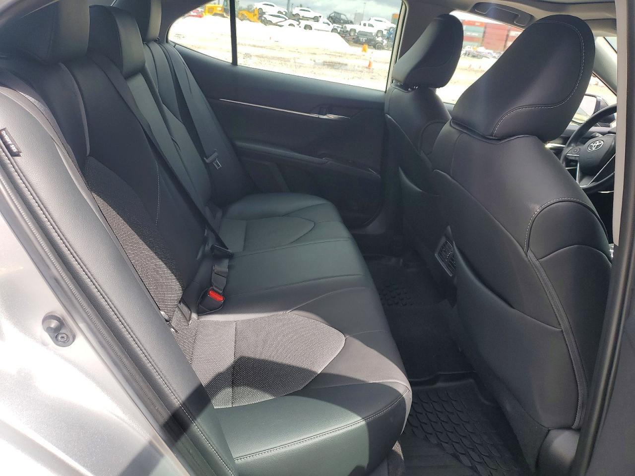 2019 TOYOTA CAMRY XSE V6 photo 10