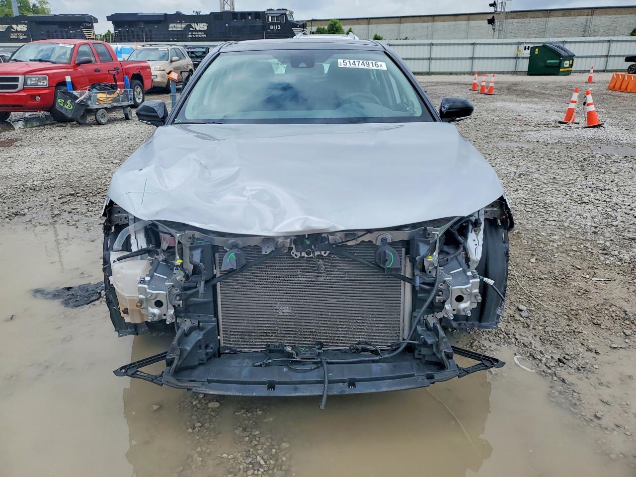 2019 TOYOTA CAMRY XSE V6 photo 5