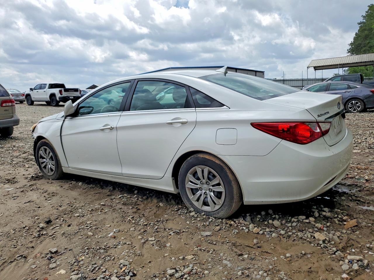 2011 HYUNDAI SONATA GLS photo 4