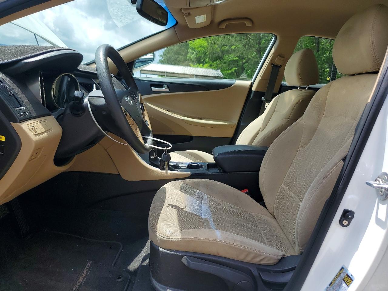 2011 HYUNDAI SONATA GLS photo 19