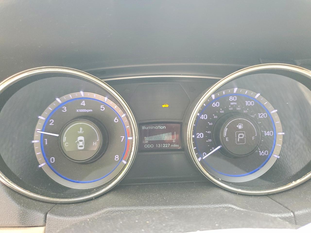 2011 HYUNDAI SONATA GLS photo 25