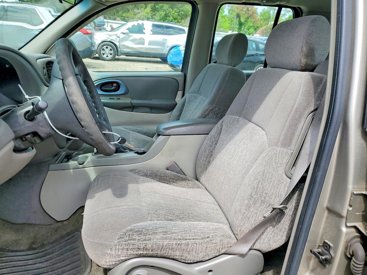 2003 CHEVROLET TRAILBLAZER photo 13