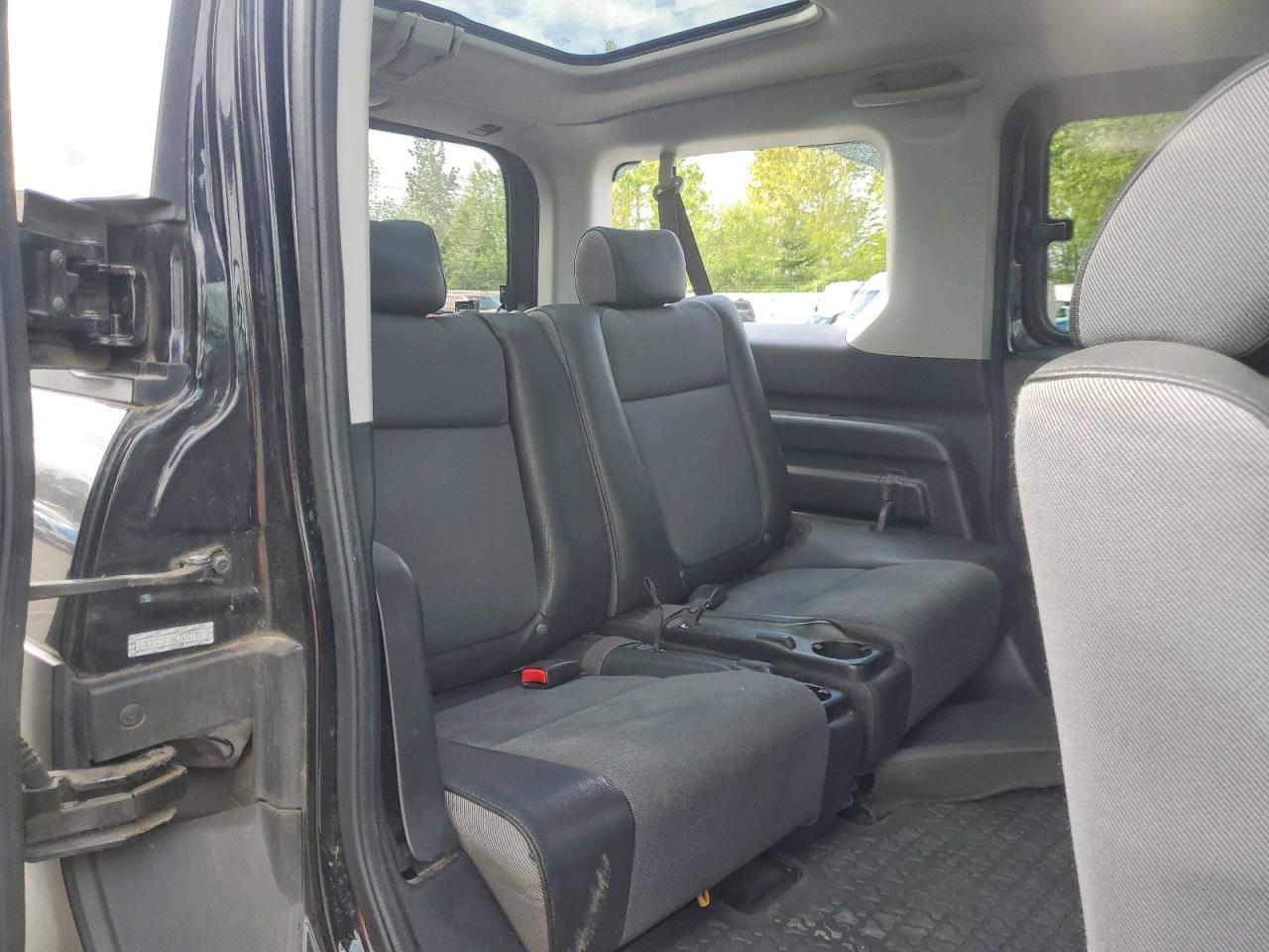 2006 HONDA ELEMENT EX photo 28