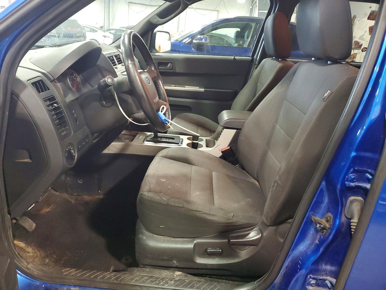 2012 FORD ESCAPE XLT photo 7