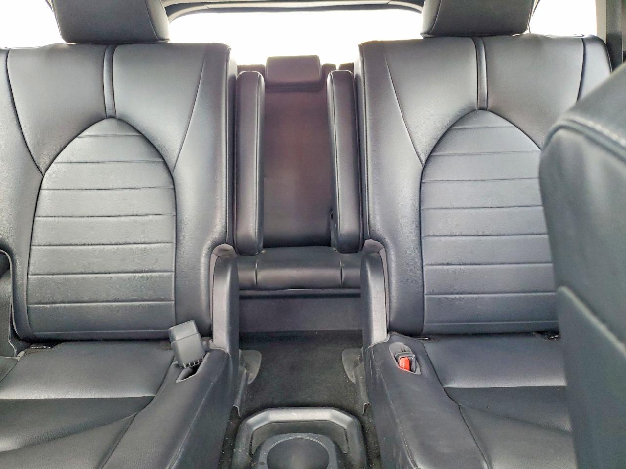 2021 TOYOTA HIGHLANDER XLE photo 19