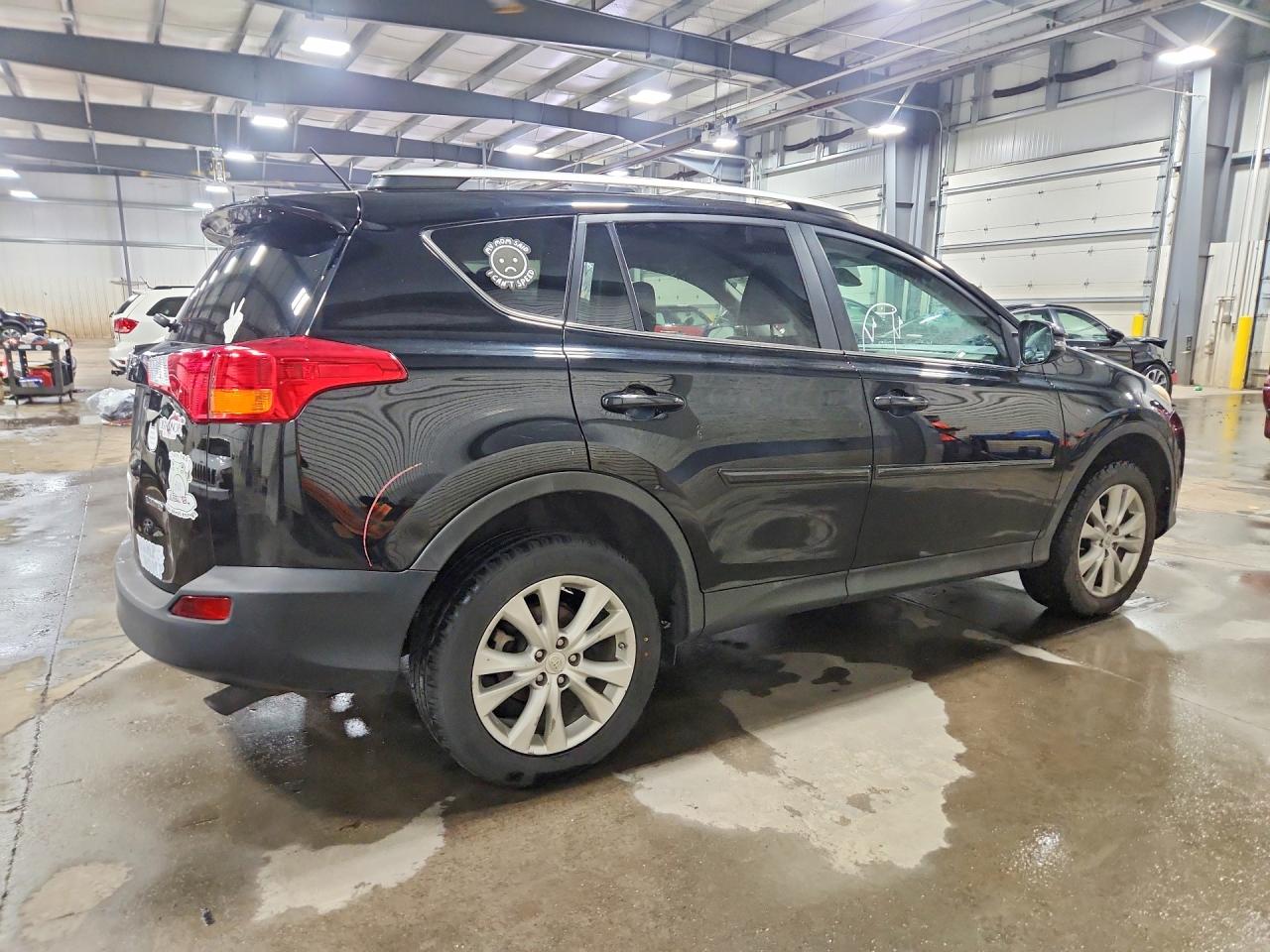 2015 TOYOTA RAV4 LIMITED photo 5