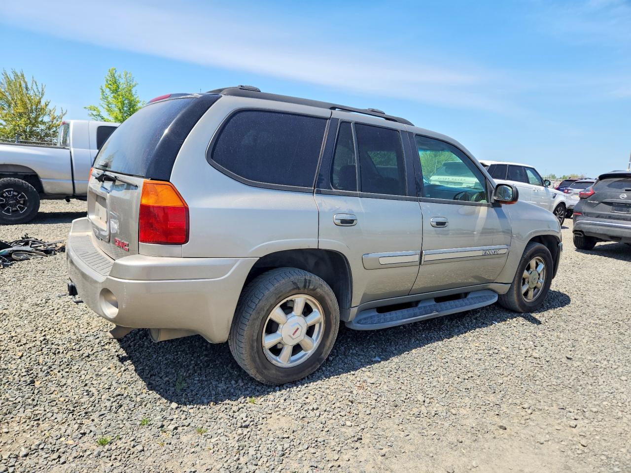 2002 GMC ENVOY photo 5