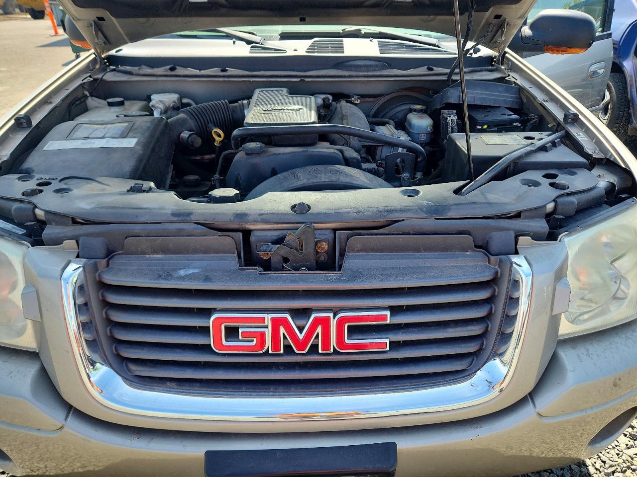 2002 GMC ENVOY photo 23