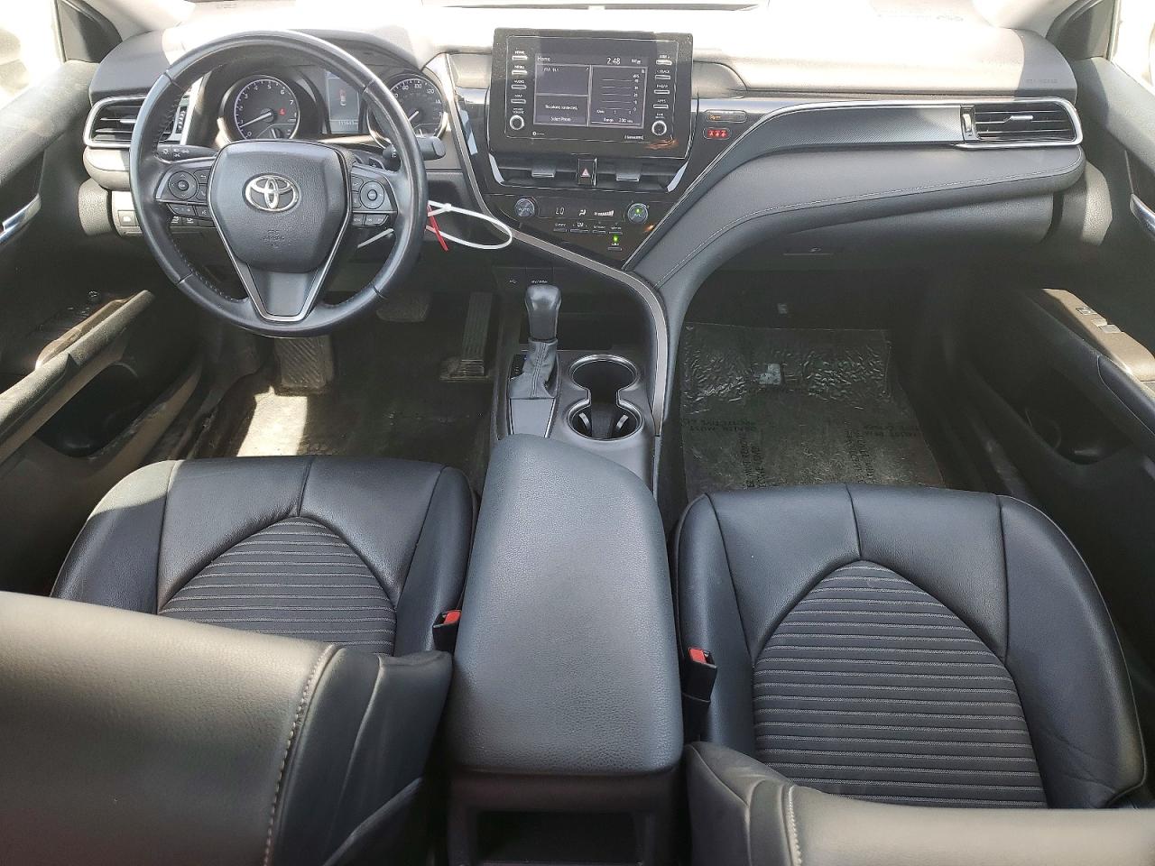 2021 TOYOTA CAMRY SE photo 22