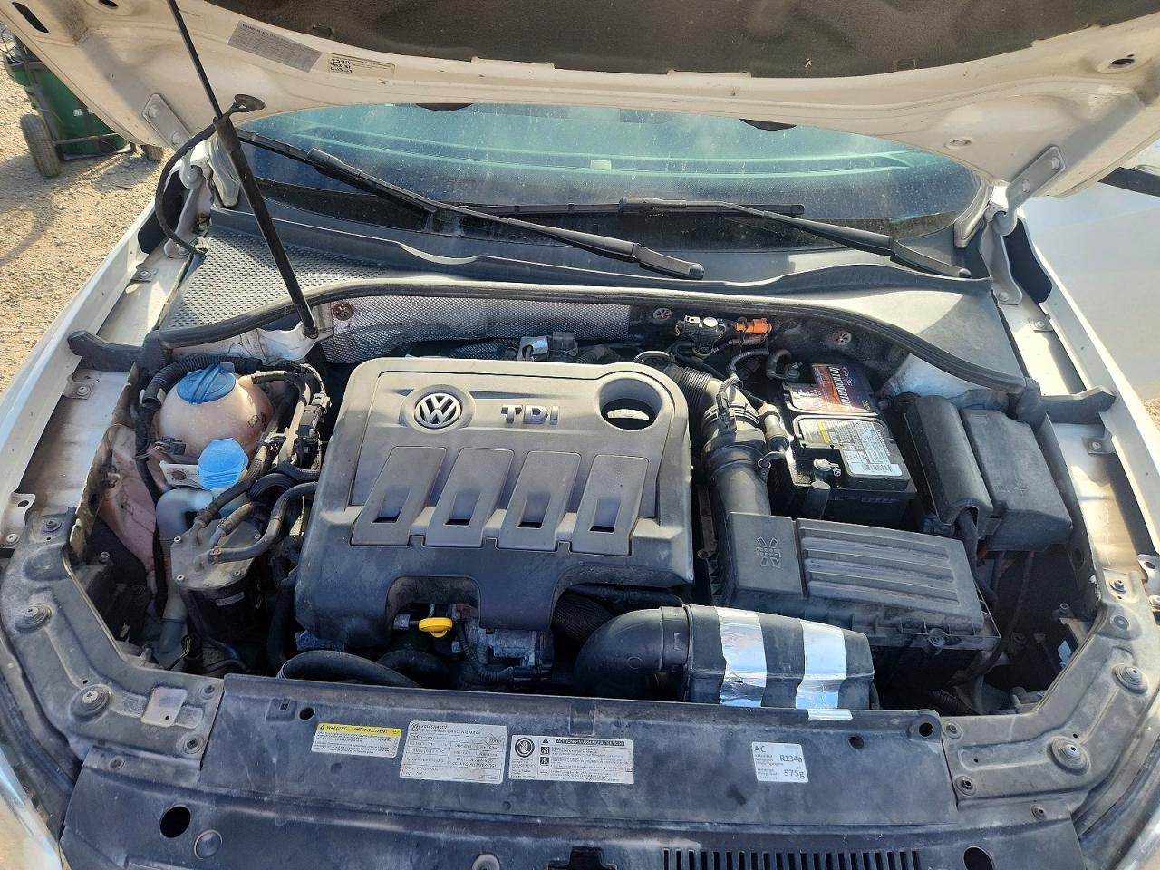 2014 VOLKSWAGEN PASSAT SE photo 31