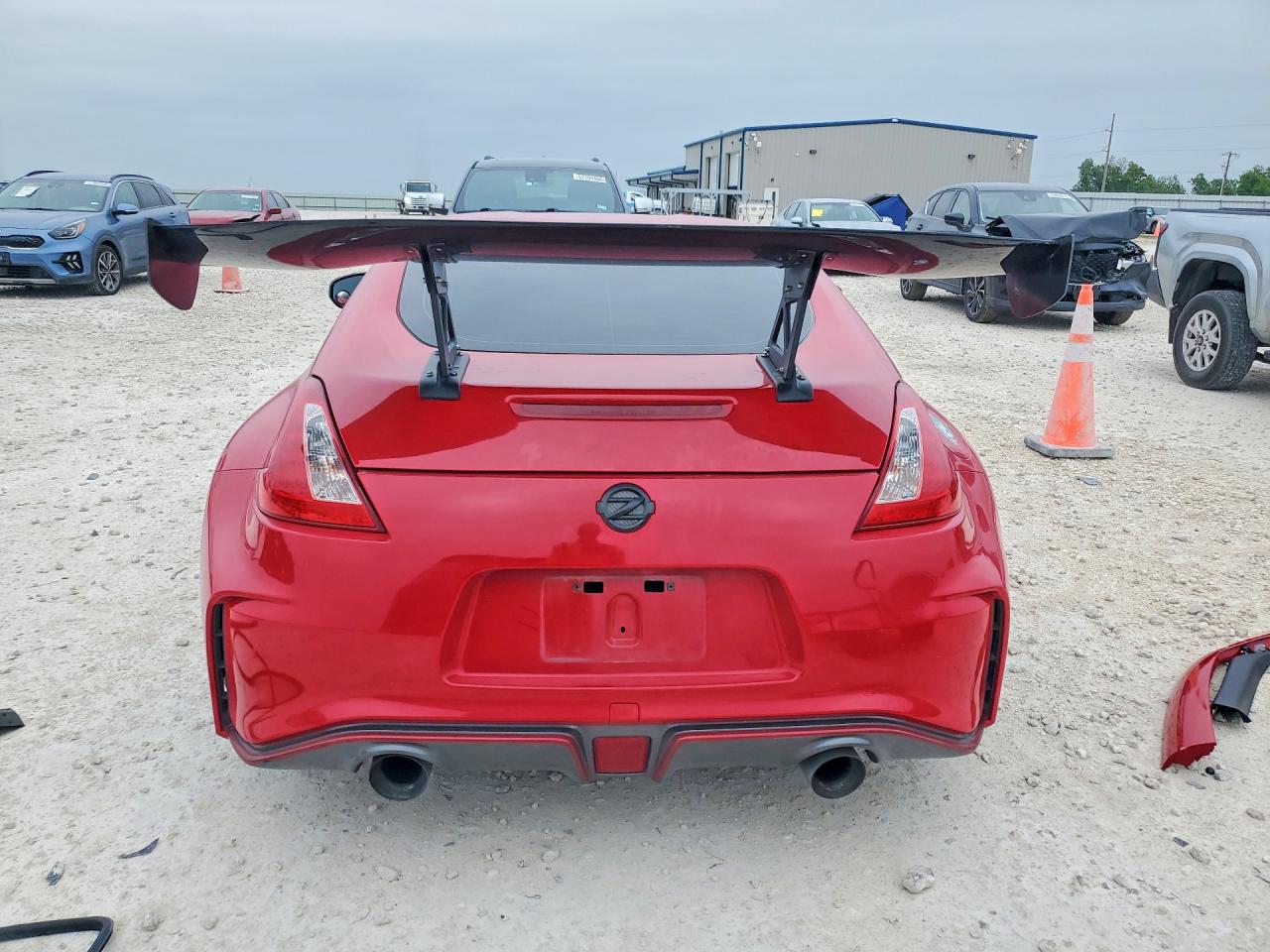 2016 NISSAN 370Z BASE photo 16