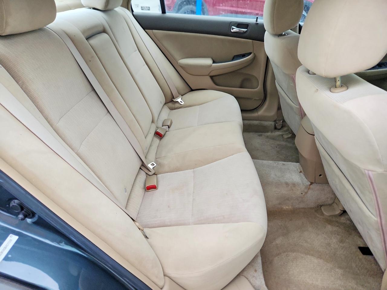 2004 HONDA ACCORD LX photo 28