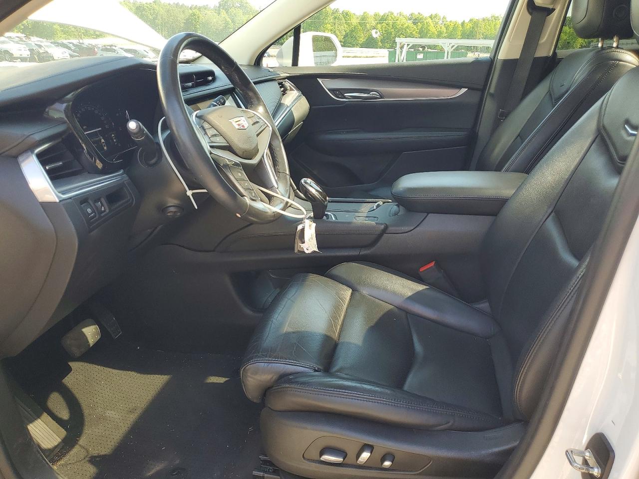 2017 CADILLAC XT5 LUXURY photo 7