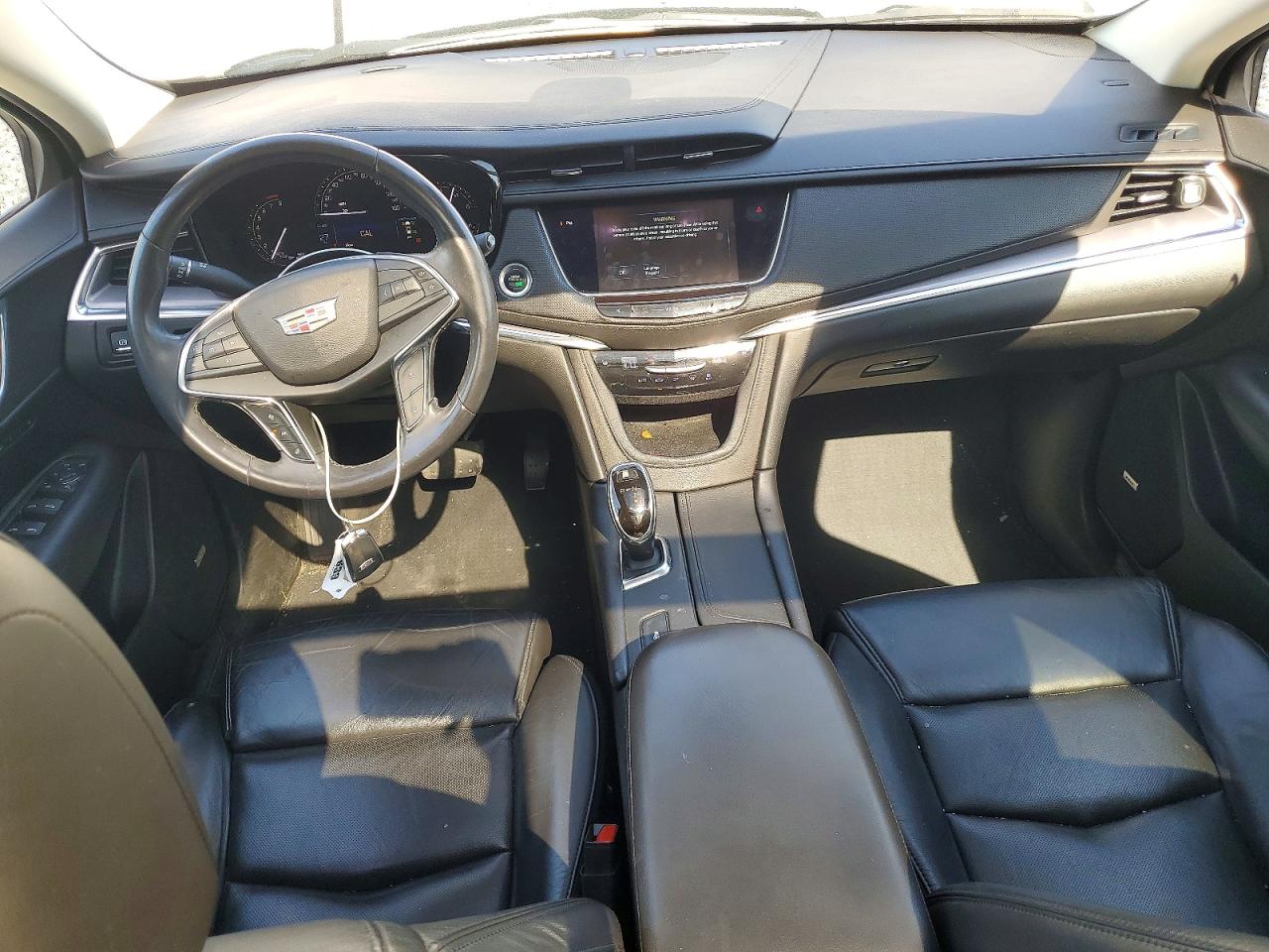 2017 CADILLAC XT5 LUXURY photo 8