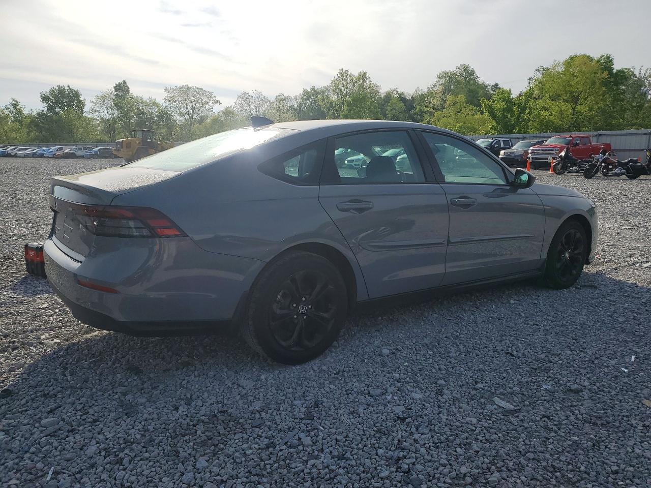 2025 HONDA ACCORD SE photo 7