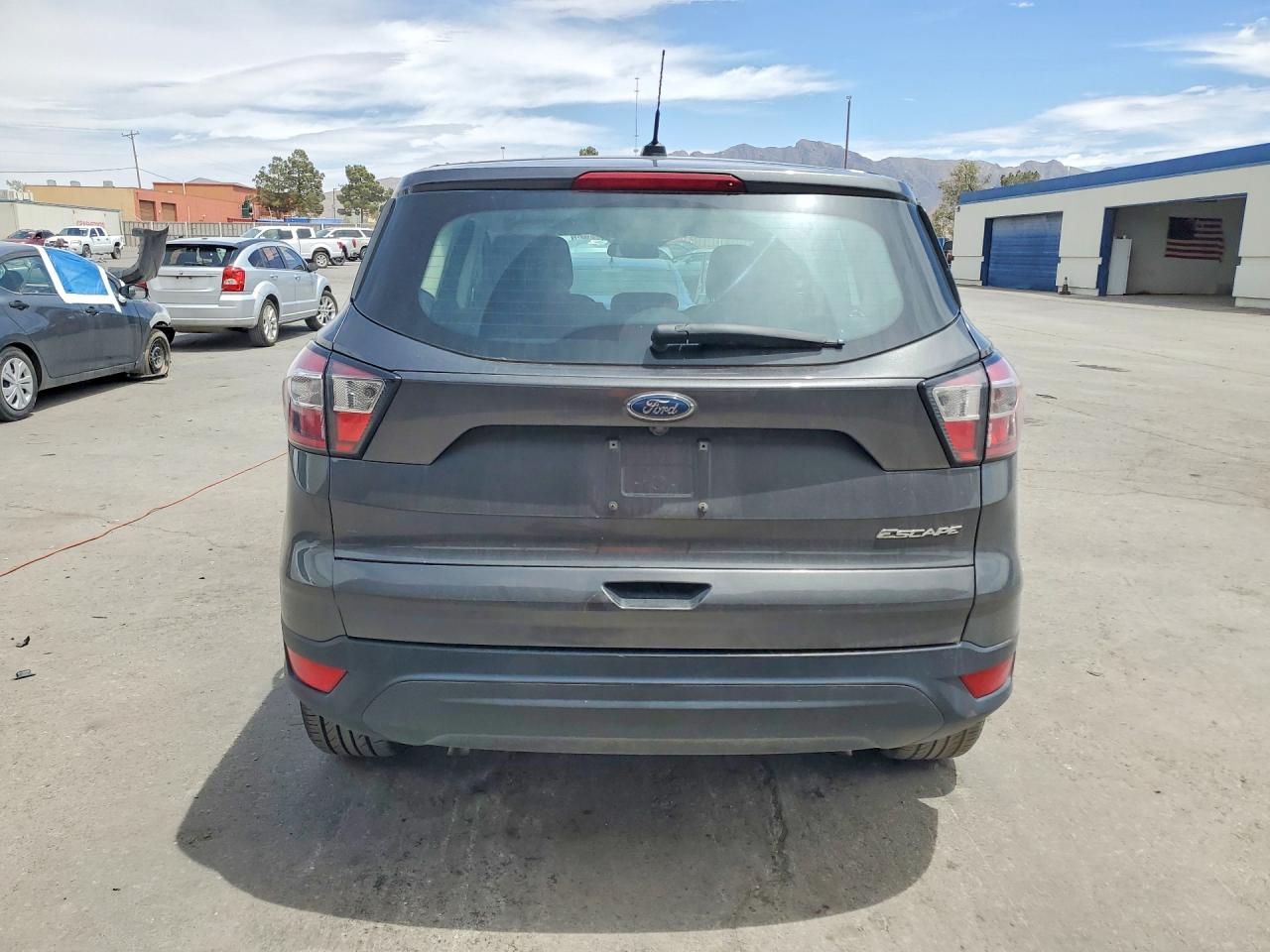 2018 FORD ESCAPE S photo 11