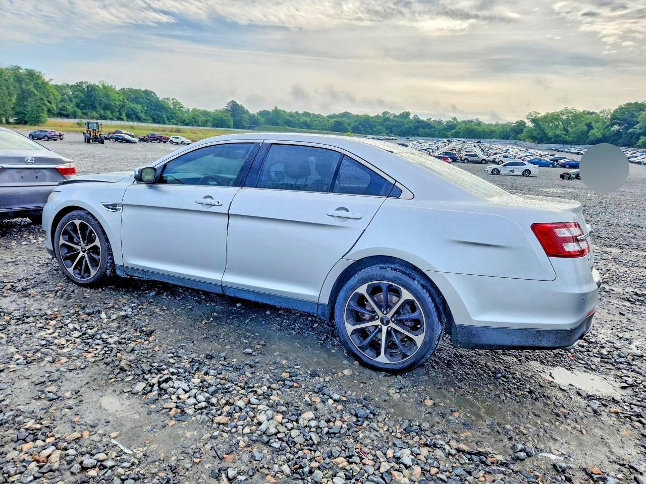 2015 FORD TAURUS LIMITED photo 3
