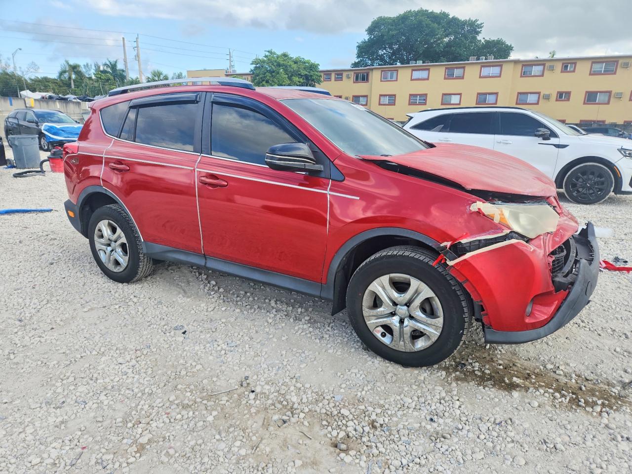 2013 TOYOTA RAV4 LE photo 7