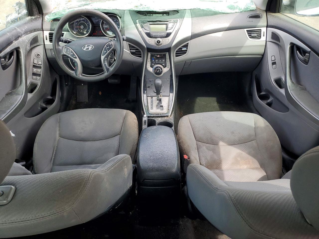 2013 HYUNDAI ELANTRA GLS photo 8