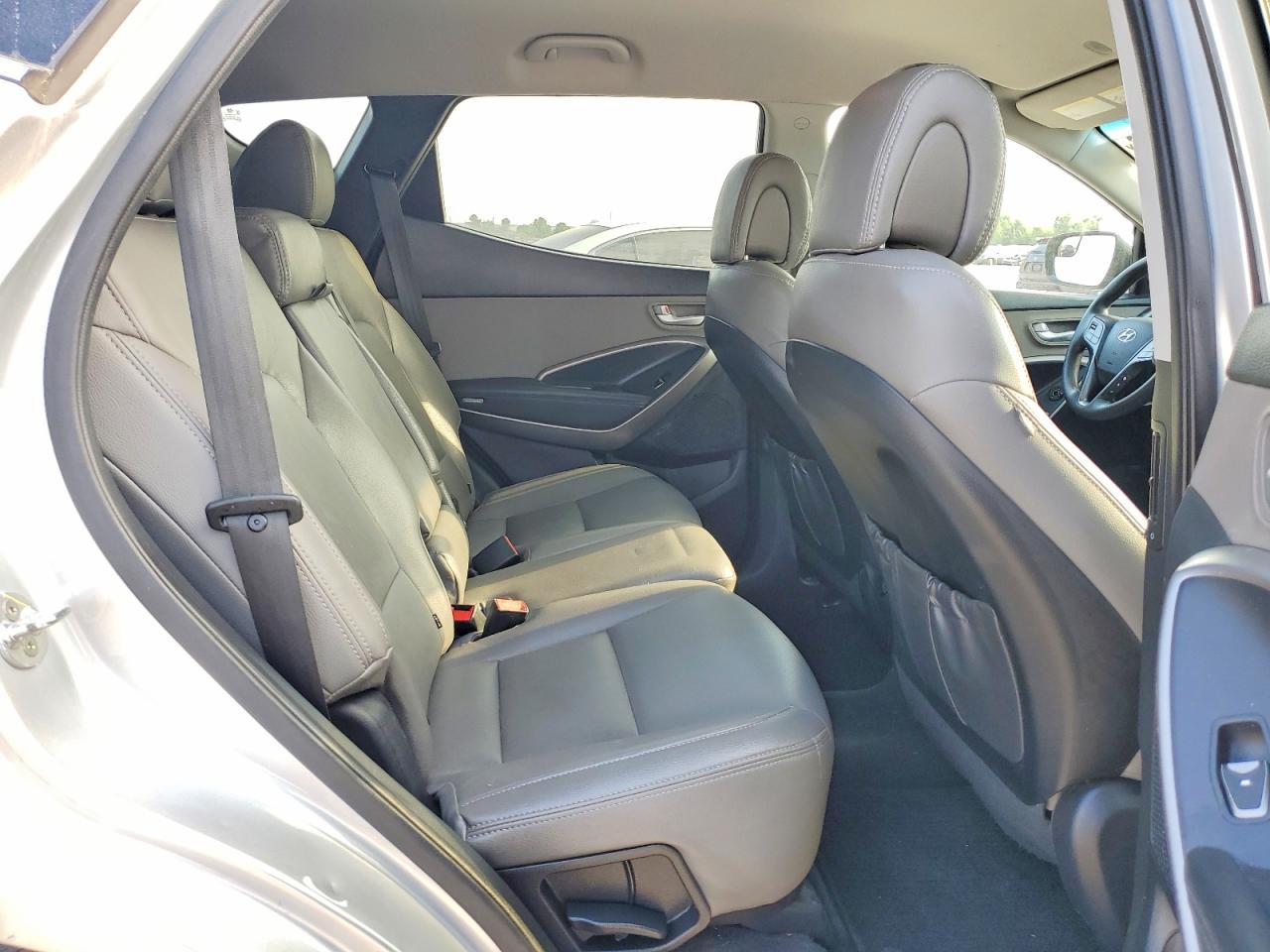 2016 HYUNDAI SANTA FE SPORT 2.4L photo 31