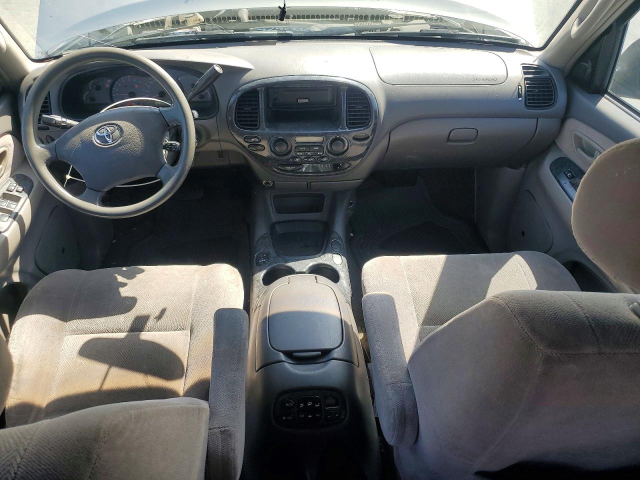2003 TOYOTA SEQUOIA SR5 photo 15