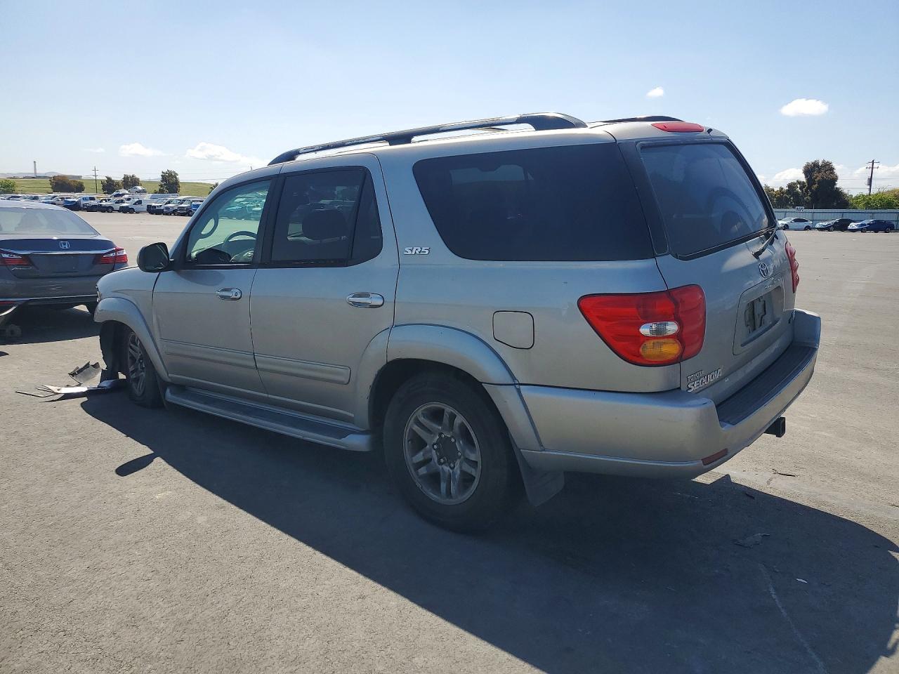 2003 TOYOTA SEQUOIA SR5 photo 3