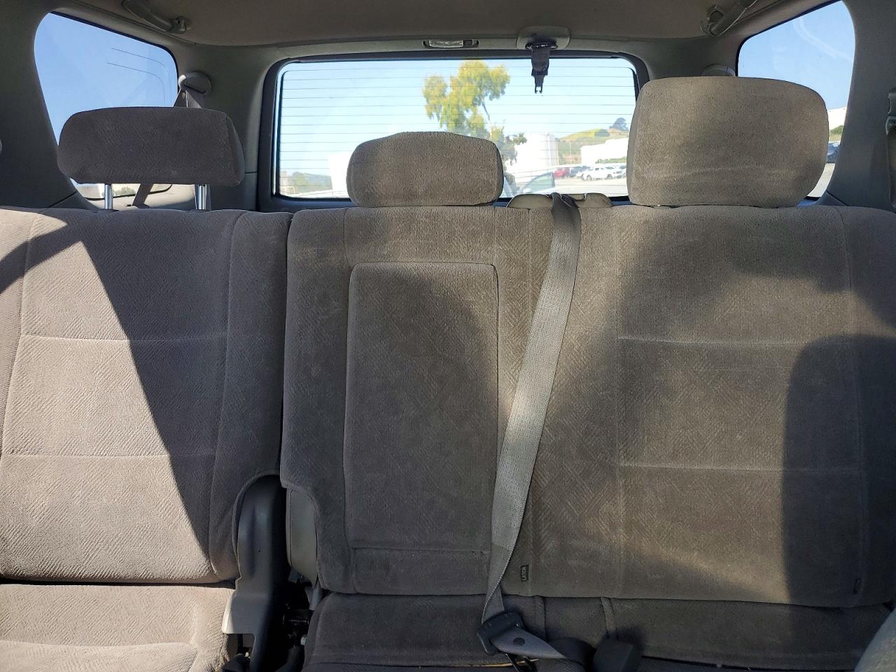 2003 TOYOTA SEQUOIA SR5 photo 19