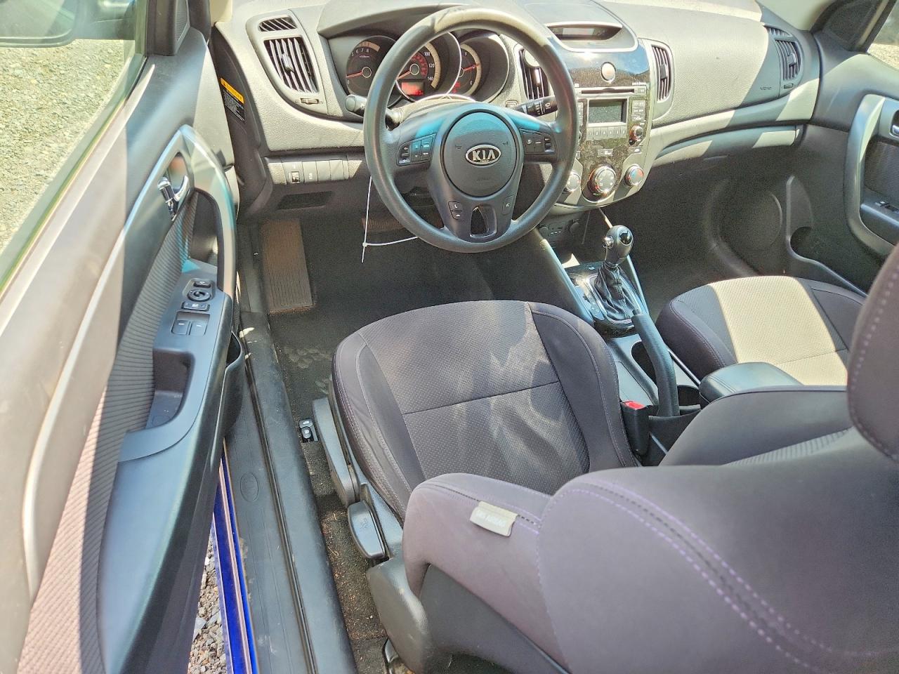 2013 KIA FORTE EX photo 15