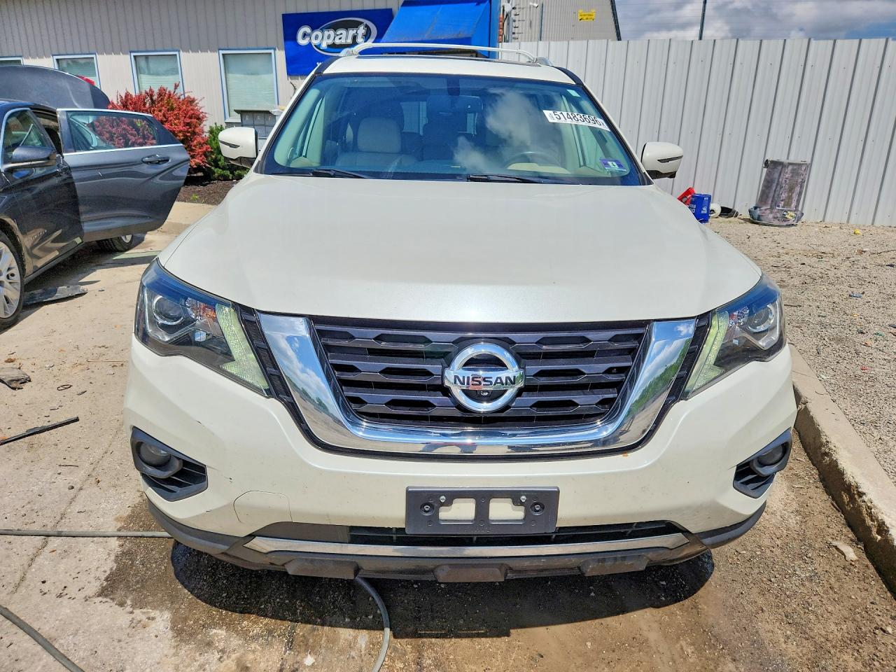 2017 NISSAN PATHFINDER PLATINUM photo 9