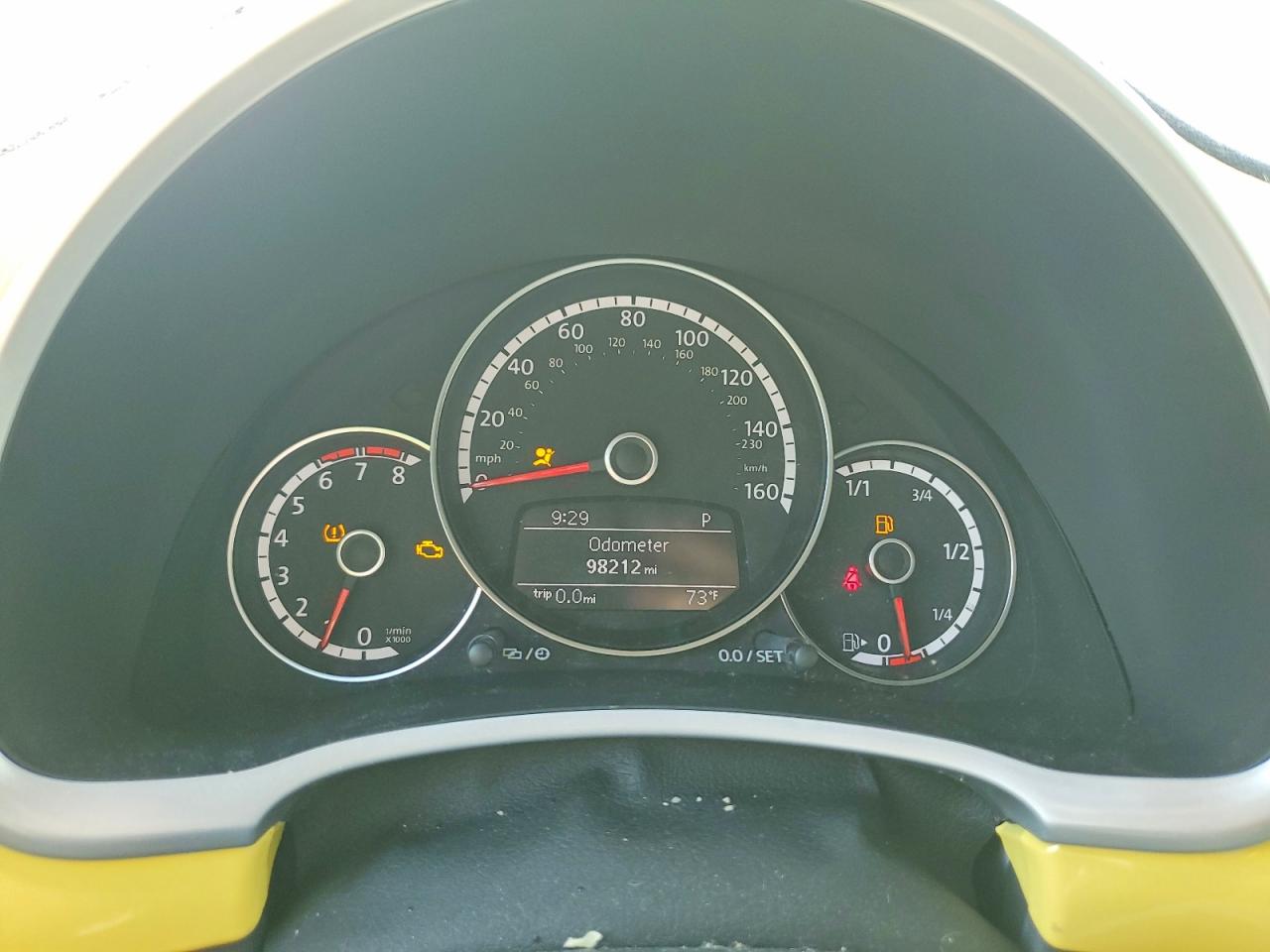 2014 VOLKSWAGEN BEETLE photo 17
