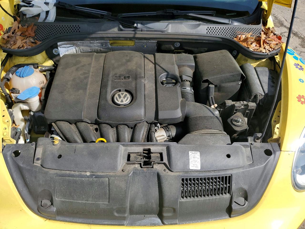 2014 VOLKSWAGEN BEETLE photo 21