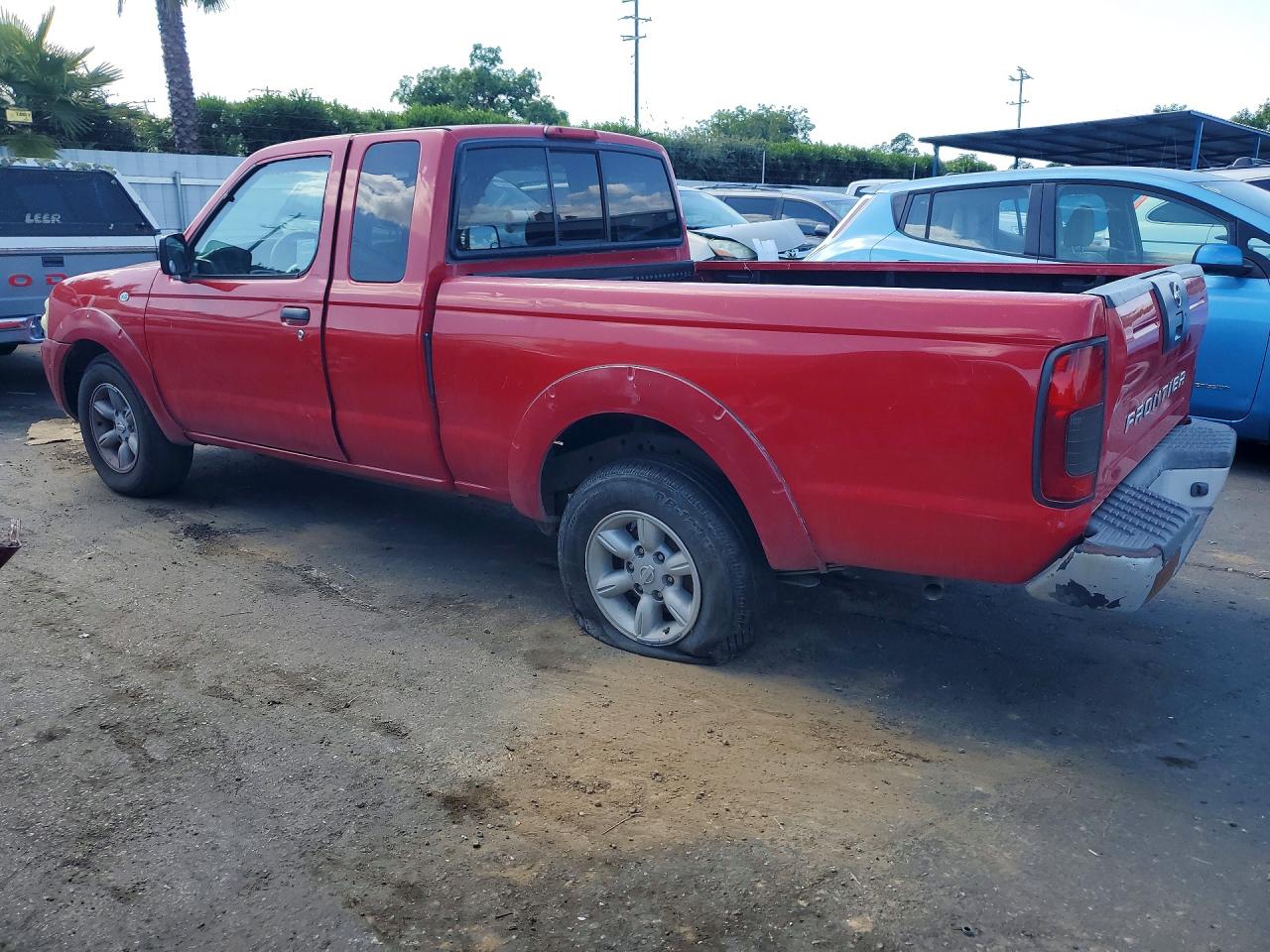 2001 NISSAN FRONTIER KING CAB XE photo 2