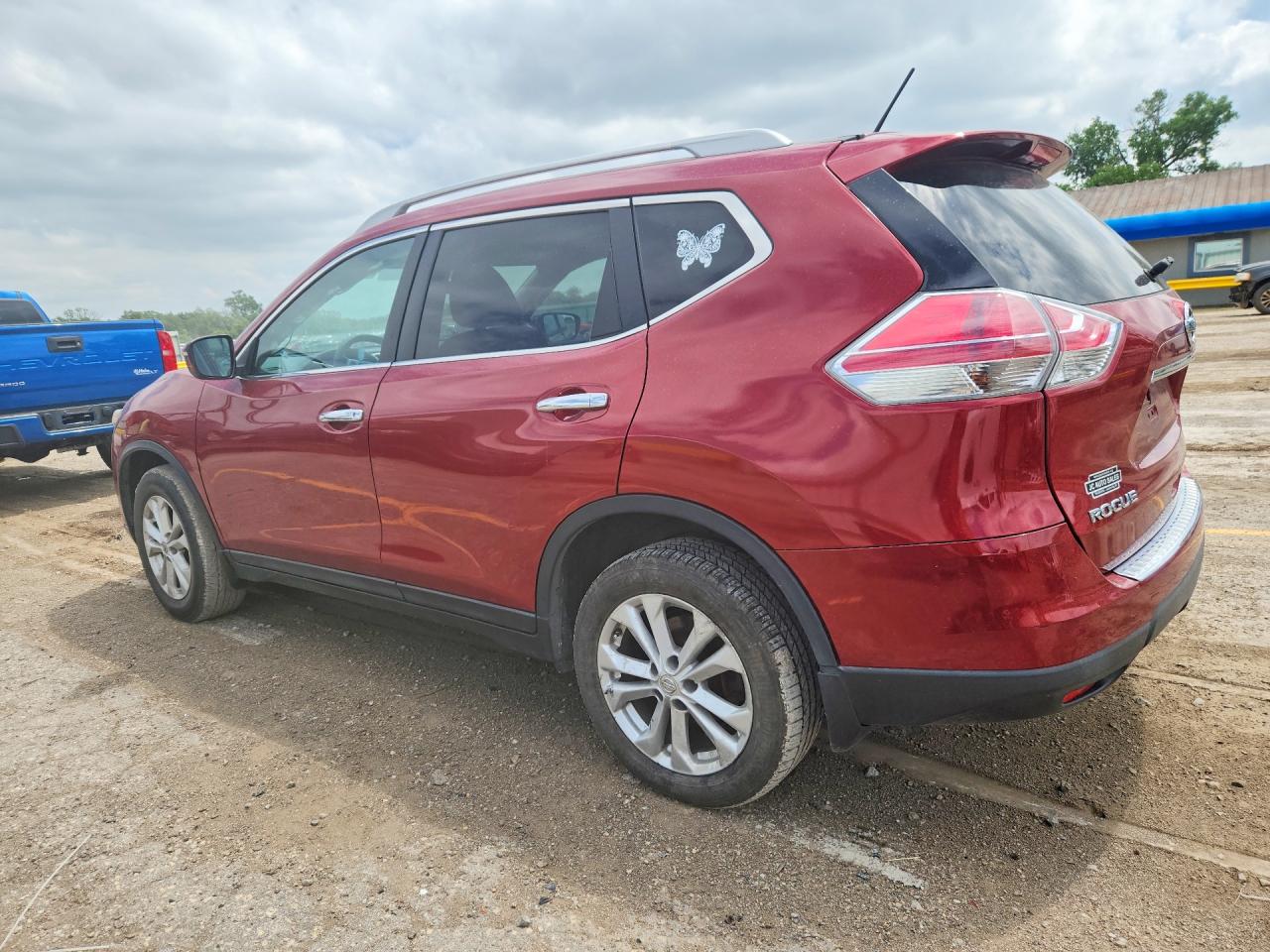 2014 NISSAN ROGUE SV photo 2