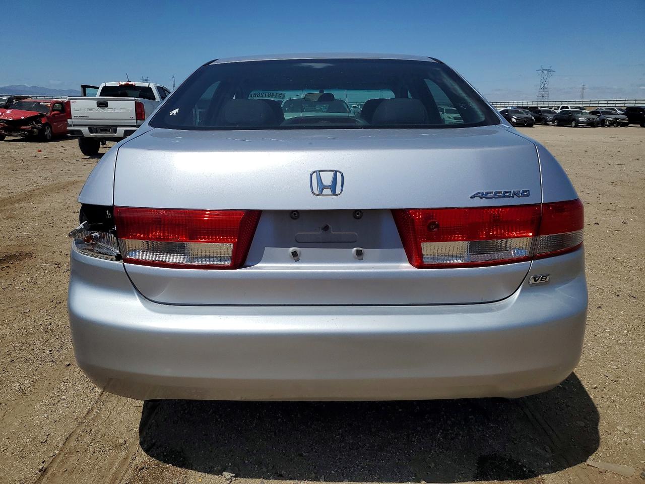 2004 HONDA ACCORD LX photo 6