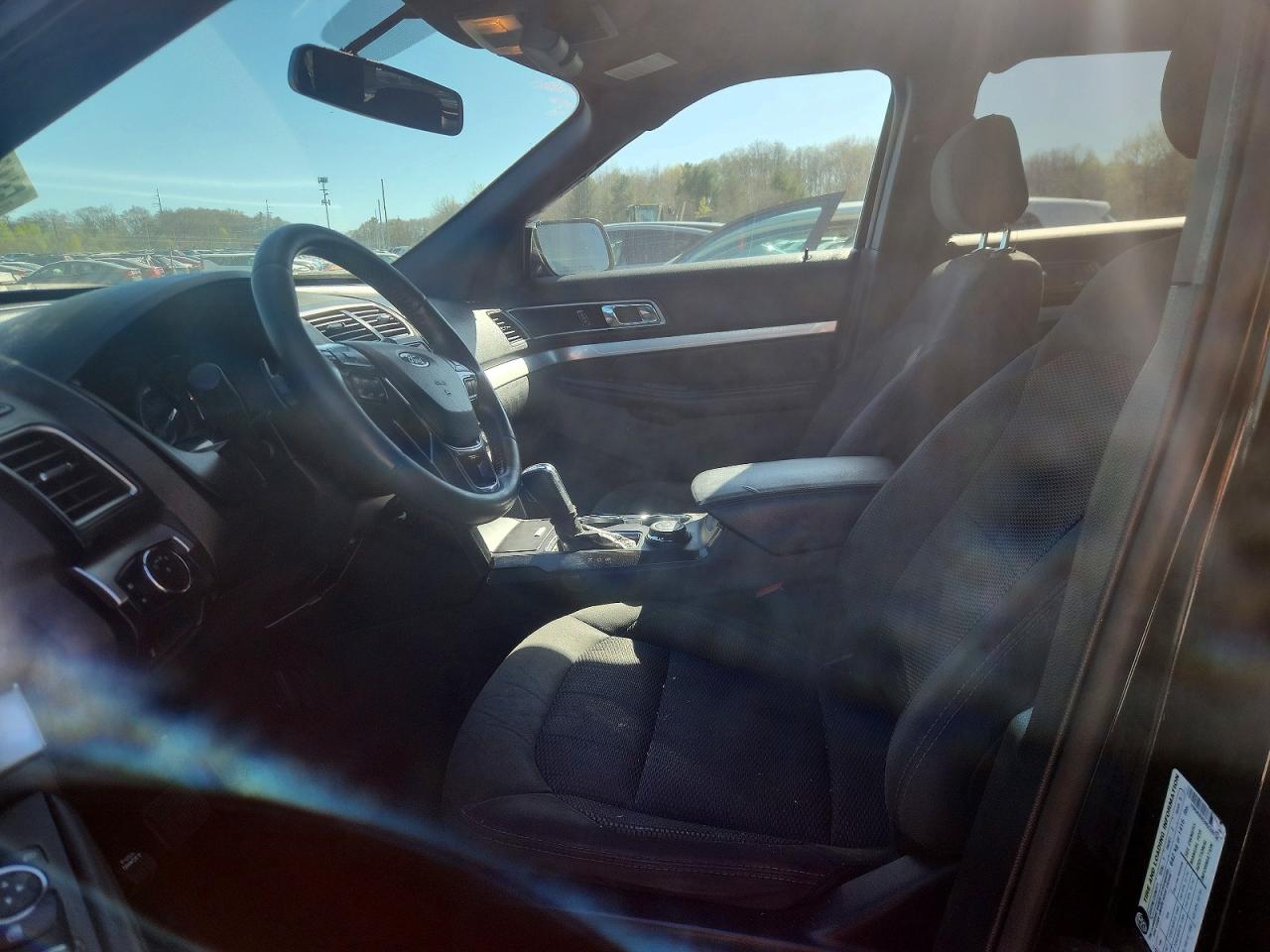 2017 FORD EXPLORER XLT photo 7