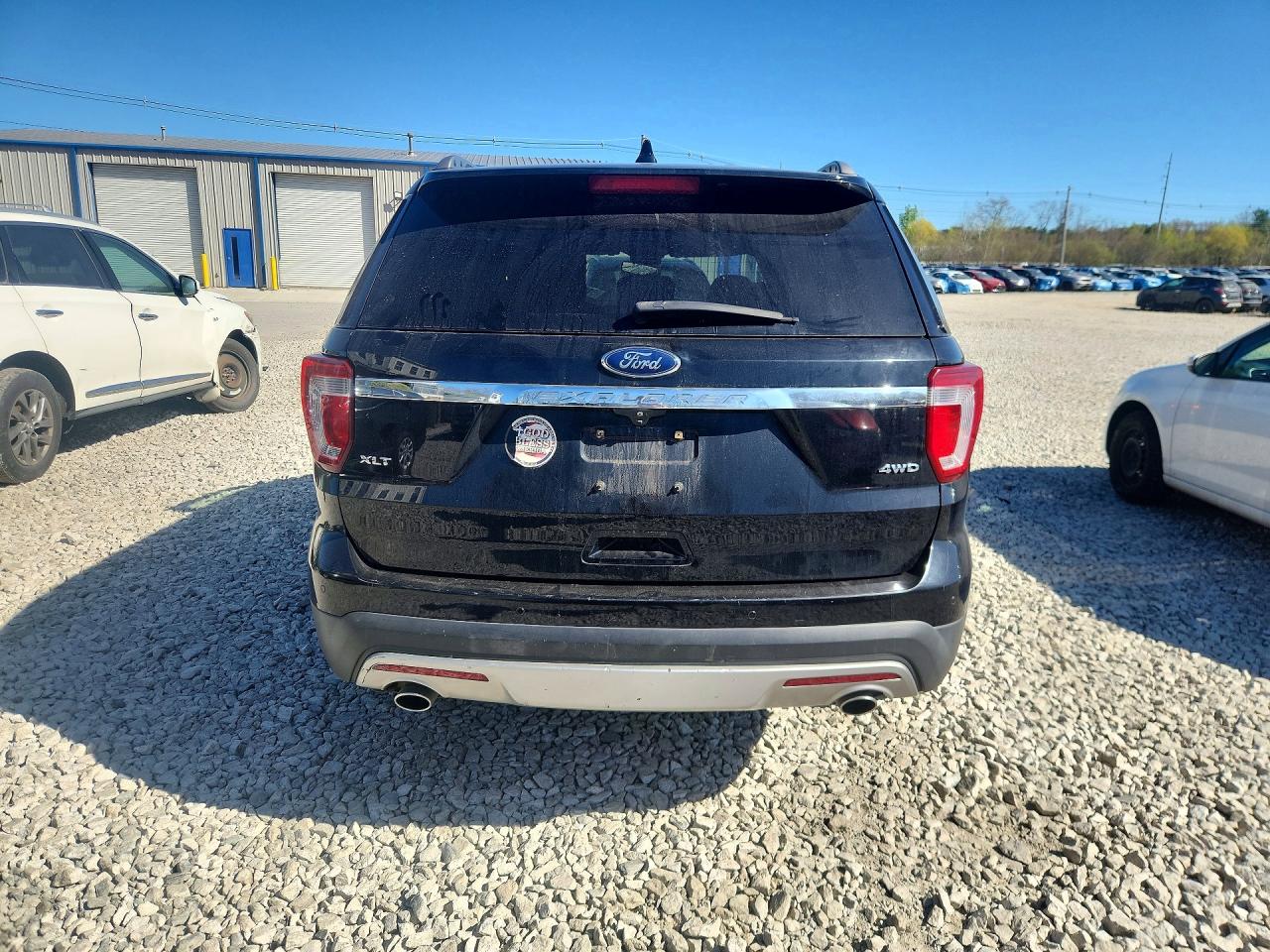 2017 FORD EXPLORER XLT photo 6