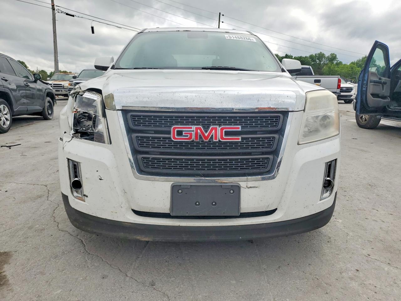 2015 GMC TERRAIN SLE photo 13