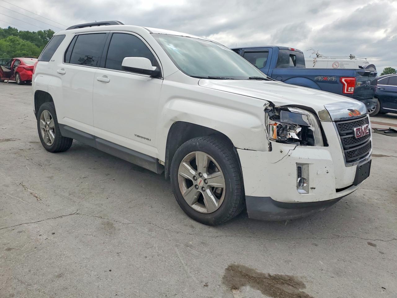 2015 GMC TERRAIN SLE photo 10