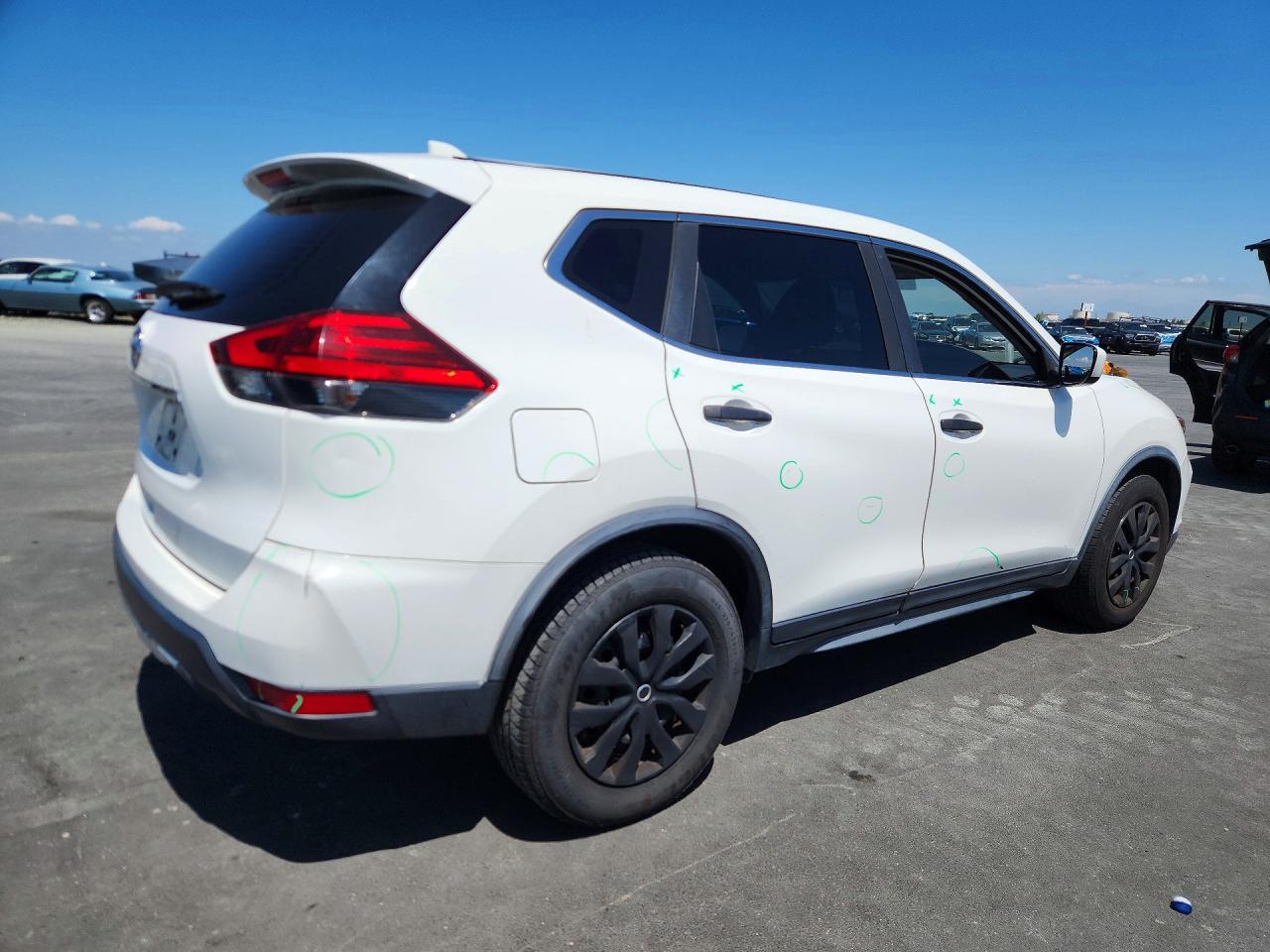 2017 NISSAN ROGUE S photo 3